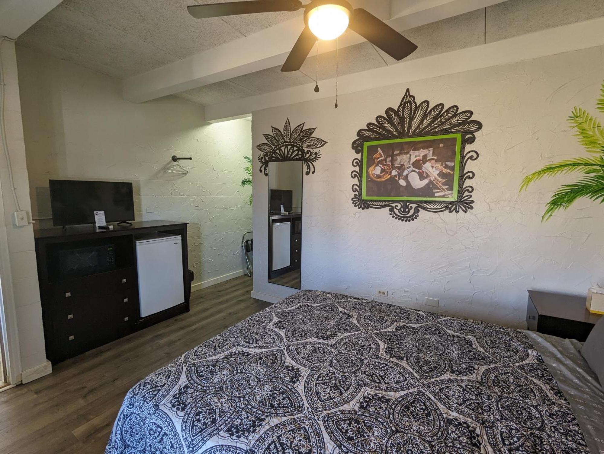 Riverboat Inn & Suites Madison Ngoại thất bức ảnh