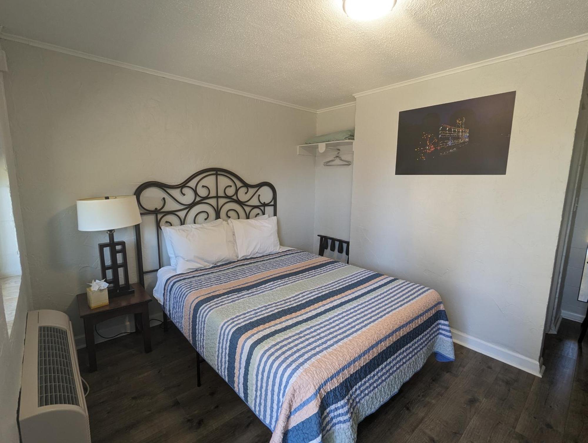 Riverboat Inn & Suites Madison Ngoại thất bức ảnh